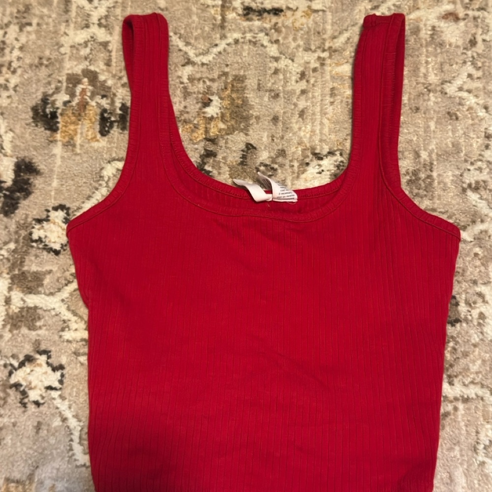 Tilly's Red Fitted Sleeveless Tank Top